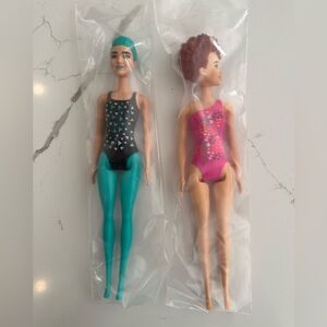 Barbie colour reveal  dolls x2 aqua and pink 2020 release